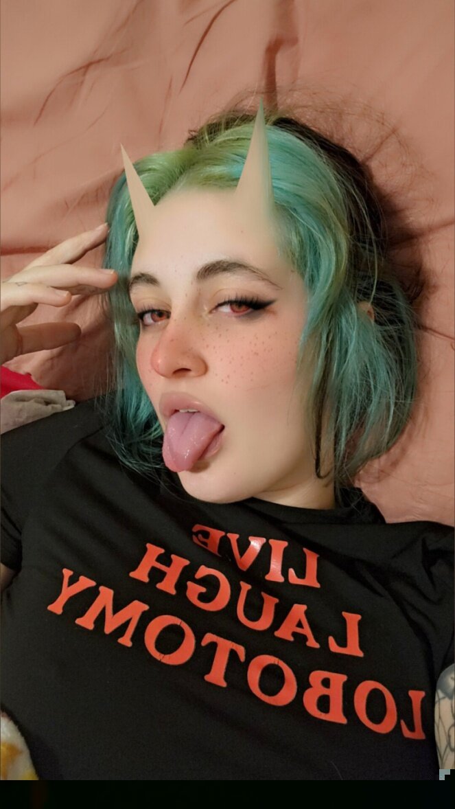 Sylvykat (@sylvykat), OnlyFans creator