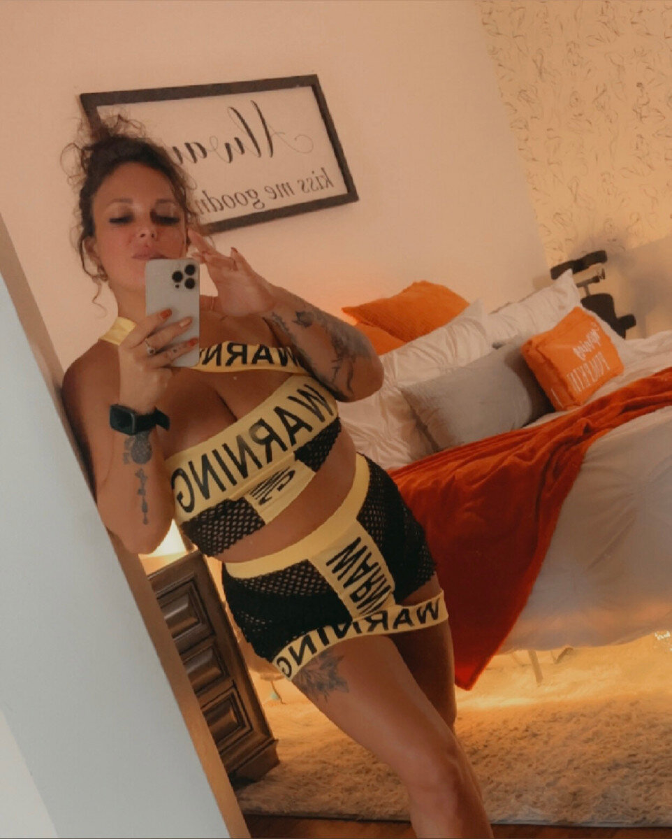 Tabby89 (@tabby89), OnlyFans creator