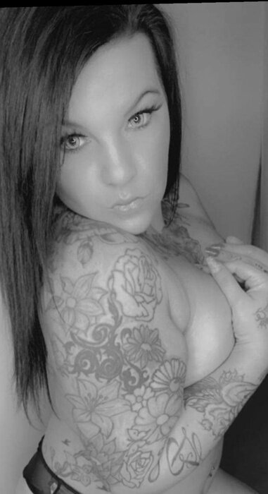 Takemebaby33 (@takemebaby33), OnlyFans creator