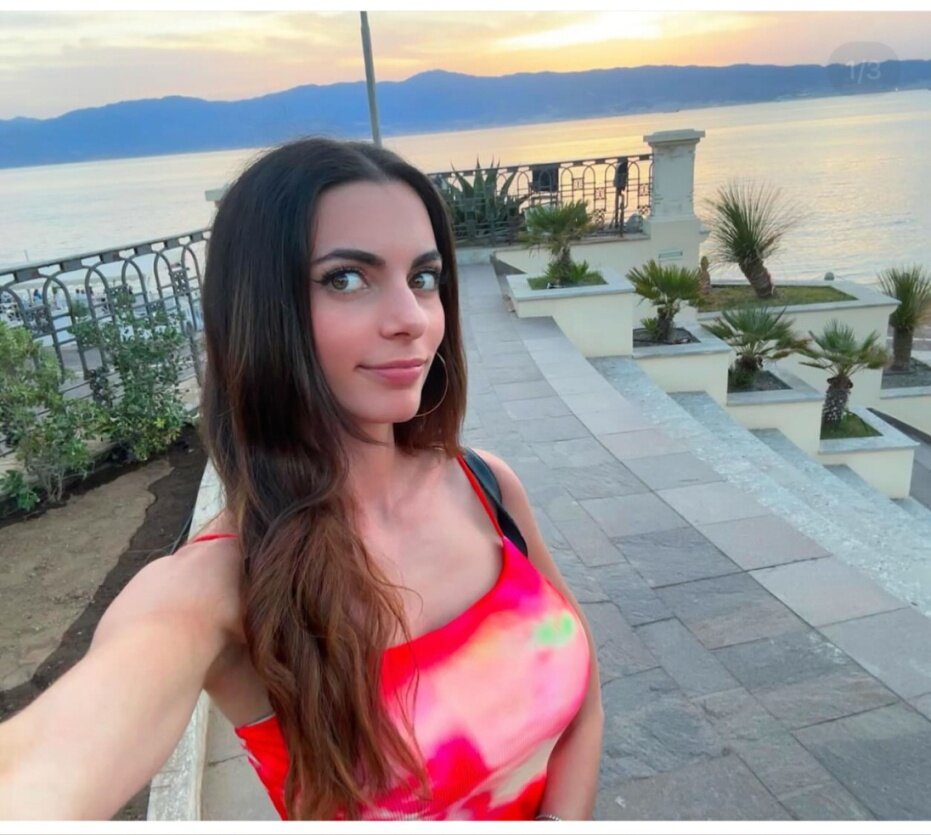 Taliadeluna (@taliadeluna), OnlyFans creator