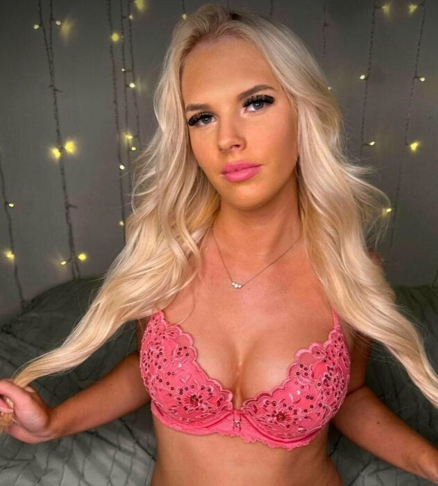Taliagrealish (@taliagrealish), OnlyFans creator
