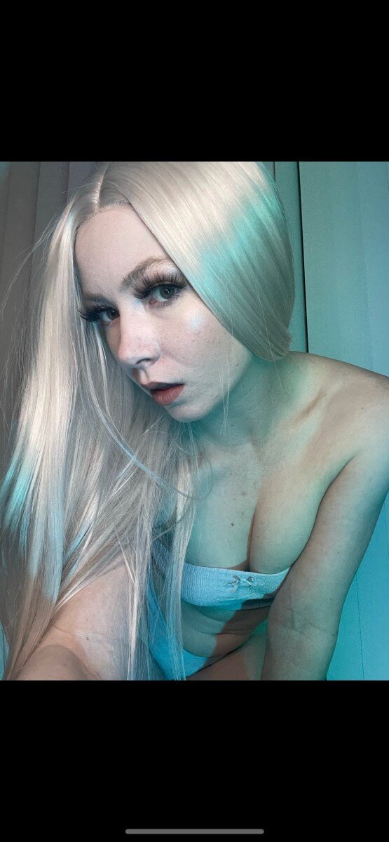 Taliahansonx (@taliahansonx), OnlyFans creator