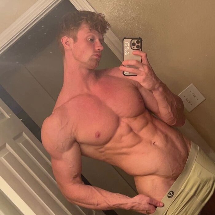 Tallhercules (@tallhercules), OnlyFans creator