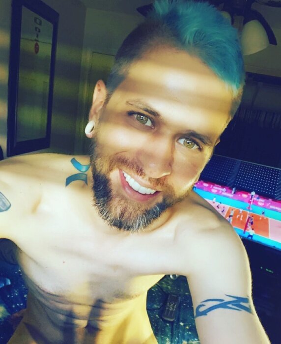 Talljeffoffree (@talljeff_of_free), OnlyFans creator