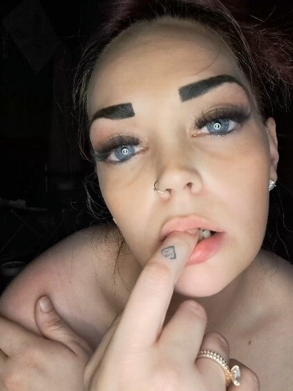 Tanyaajewel33 (@tanyaajewel33), OnlyFans creator
