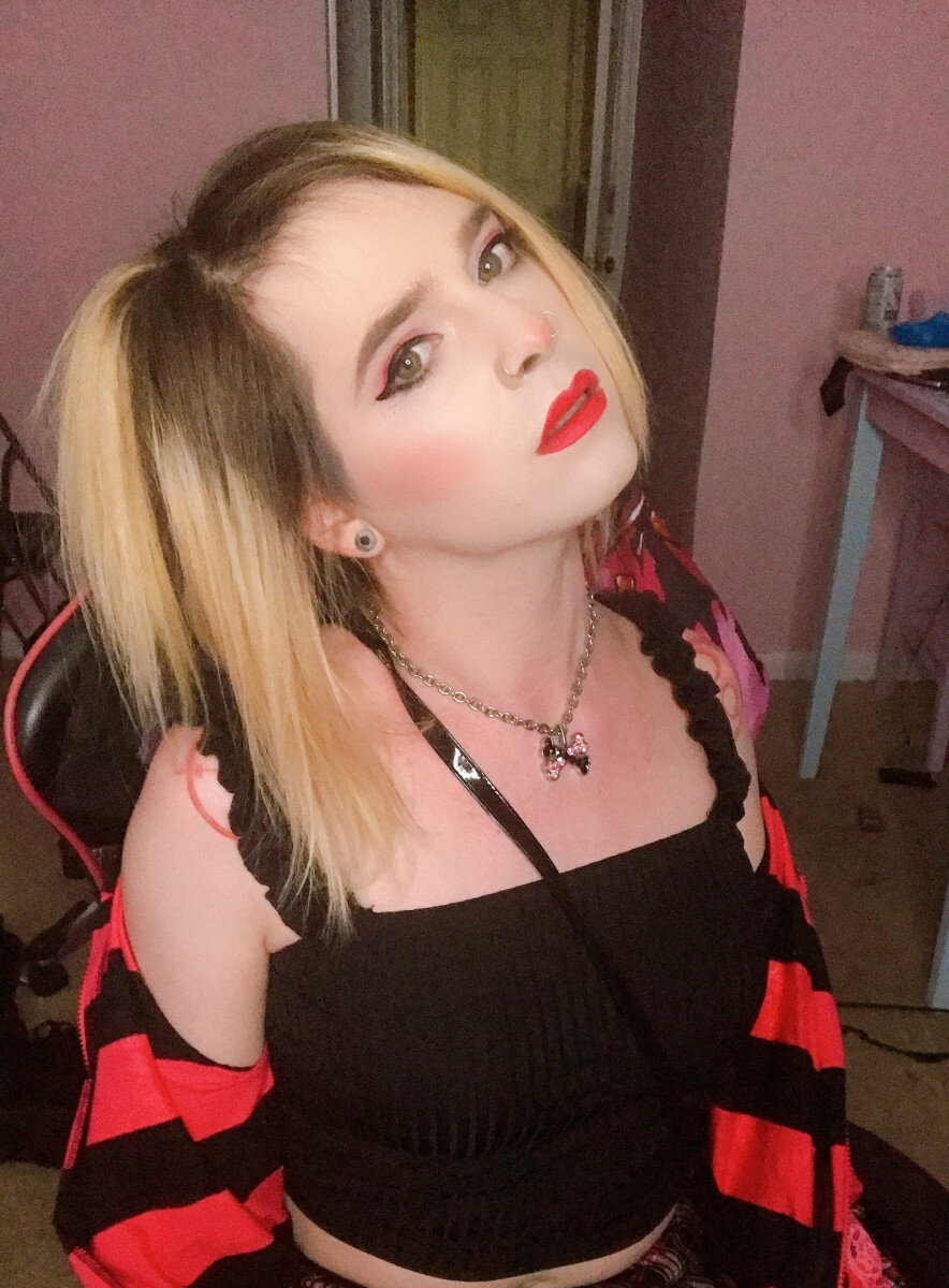Tarapureheart (@tara_pureheart), OnlyFans creator