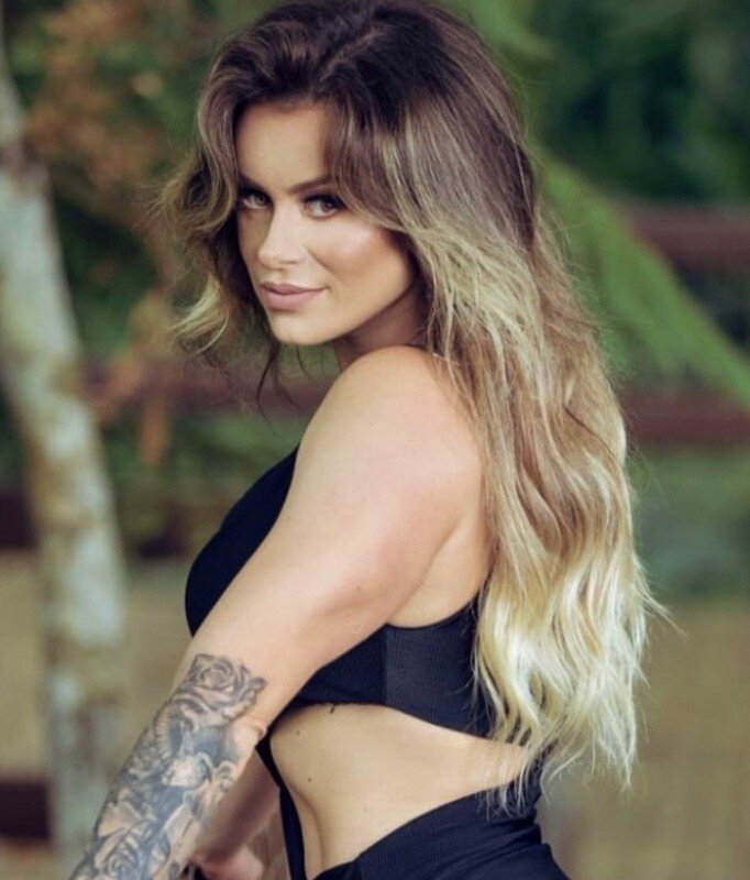 Tatianeweg (@tatianeweg), OnlyFans creator