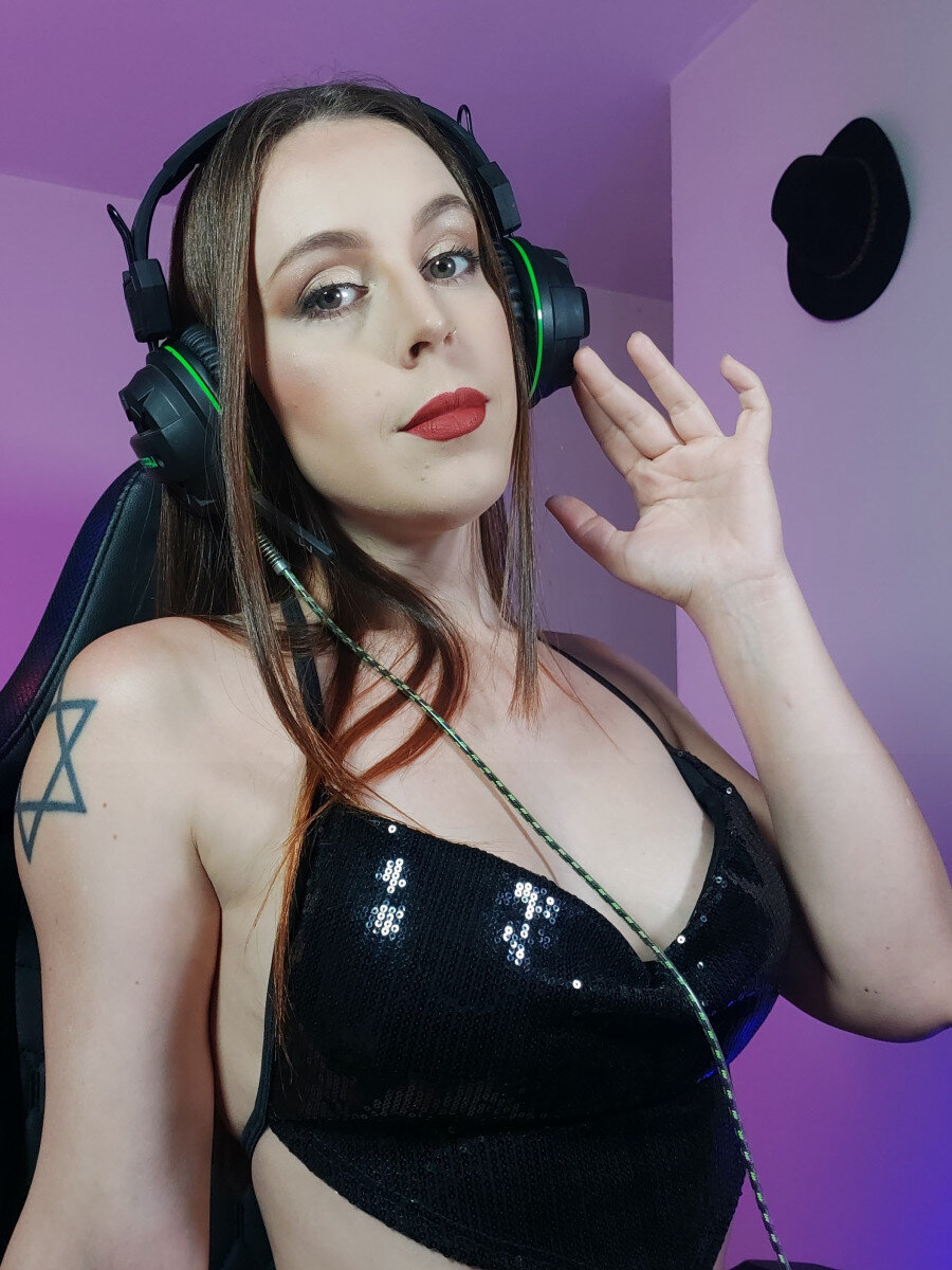 Tattaroxy (@tattaroxy), OnlyFans creator