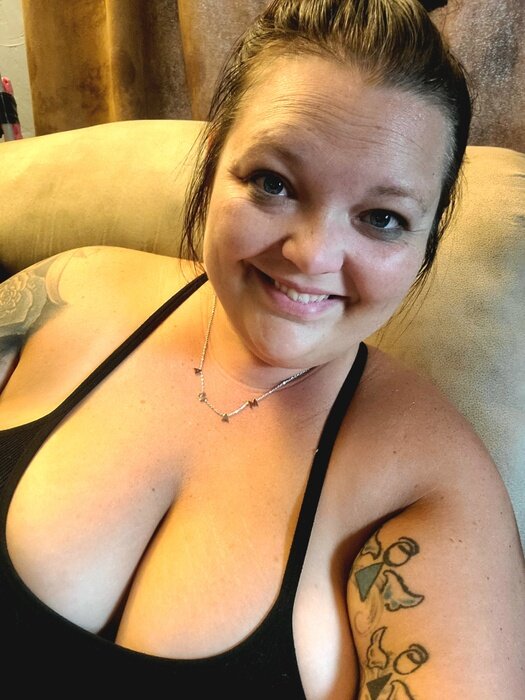 Tattedmama169 (@tatted_mama169), OnlyFans creator