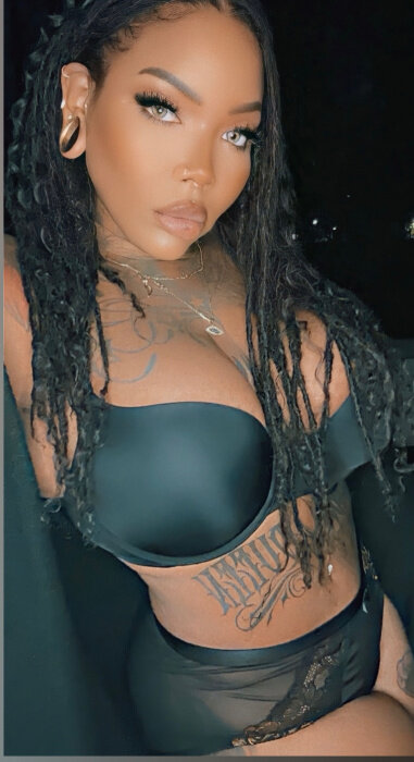 Tattedenvy819 (@tattedenvy819), OnlyFans creator