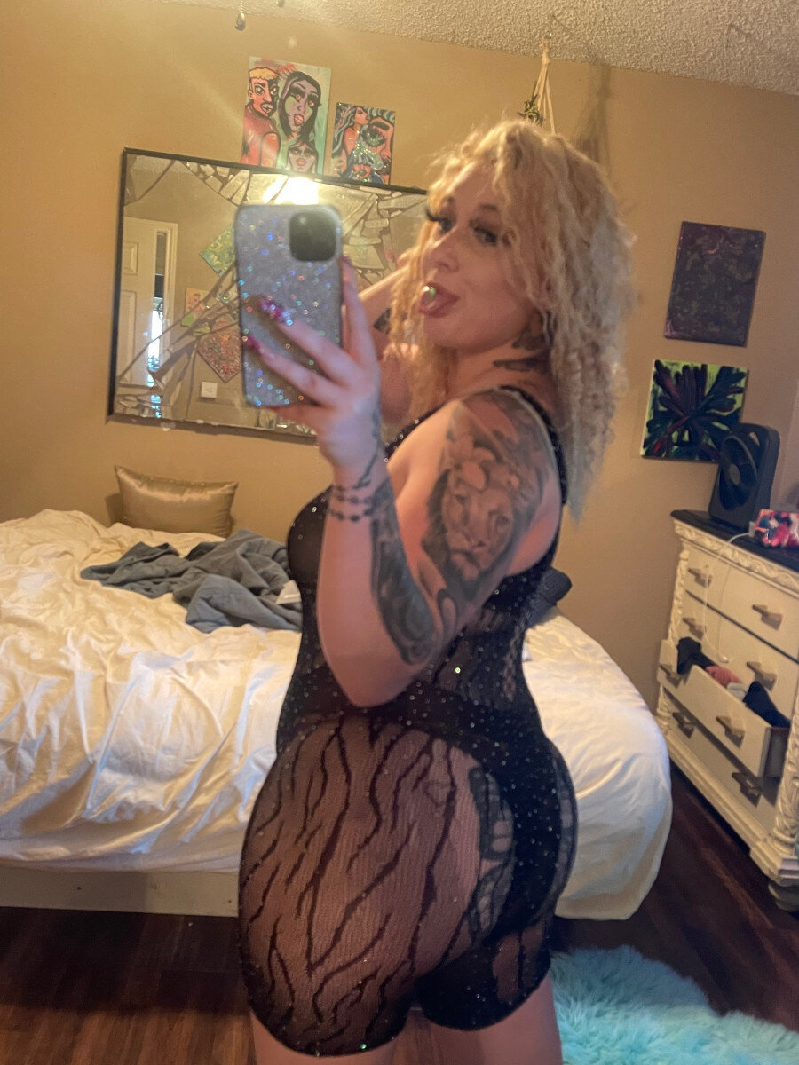Tattedjazz (@tattedjazz), OnlyFans creator