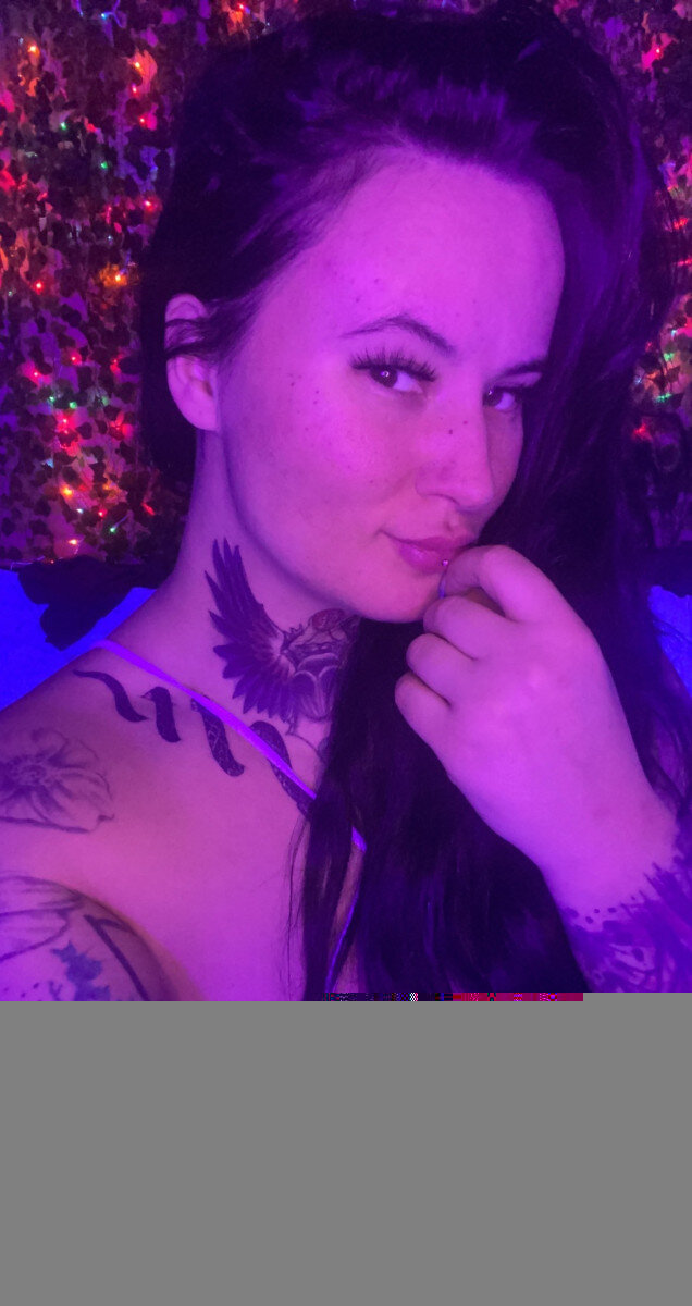 Tattedkatniss (@tattedkatniss), OnlyFans creator