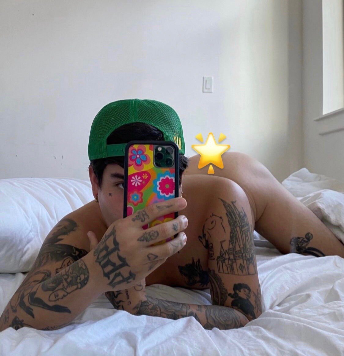 Tattedlatintwink (@tattedlatintwink), OnlyFans creator