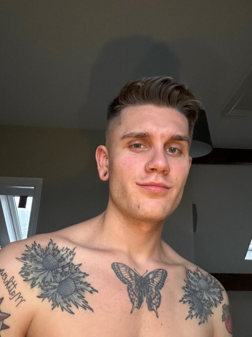 Tattedyorkie (@tattedyorkie), OnlyFans creator