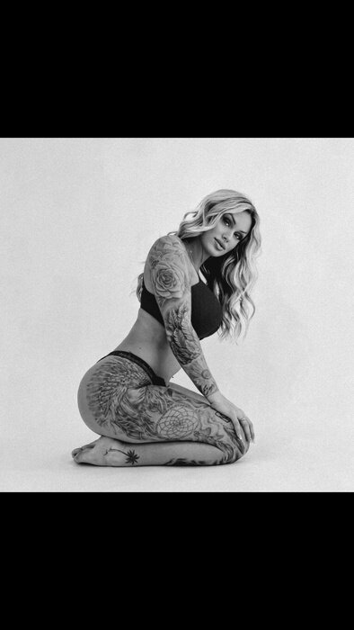 Tattoobarbie69 (@tattoo_barbie_69), OnlyFans creator