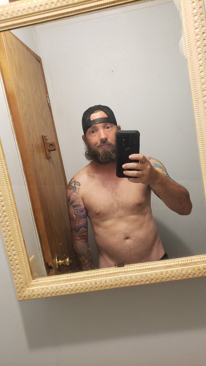 Tattooguy83 (@tattooguy83), OnlyFans creator