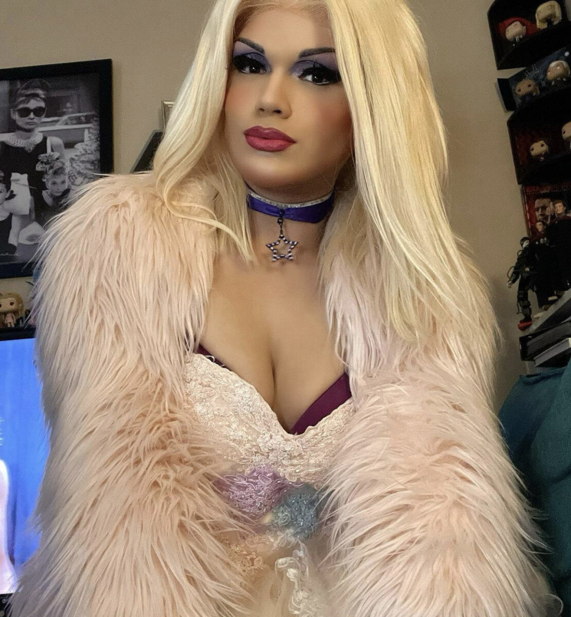 Tawdryvirtue (@tawdryvirtue), OnlyFans creator