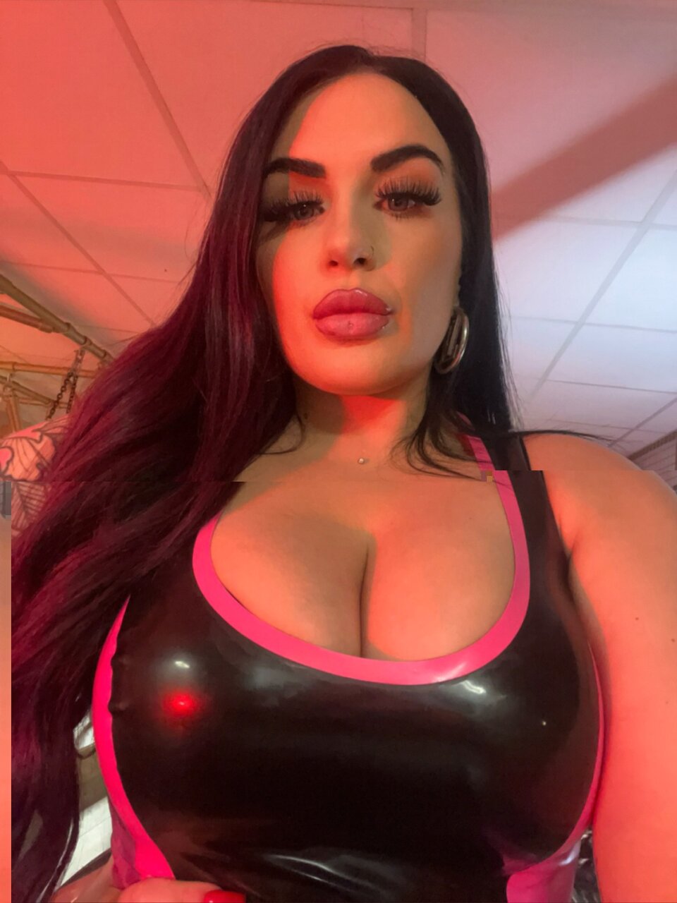 Taylorheartsxx (@taylorhearts_xx), OnlyFans creator
