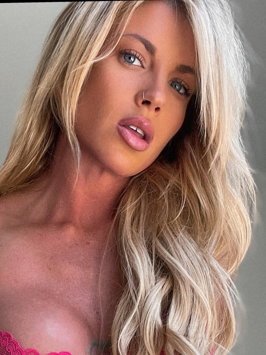 Taylorwildx (@taylorwildx), OnlyFans creator