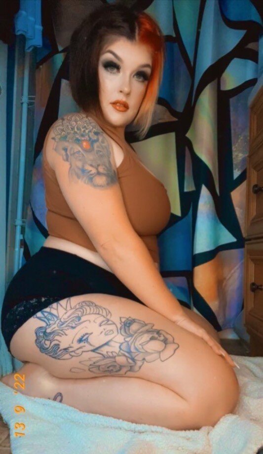 Tayylishdelish (@tayylishdelish), OnlyFans creator