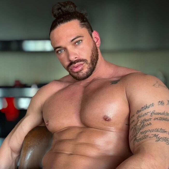 Techflexdylan (@techflexdylan), OnlyFans creator