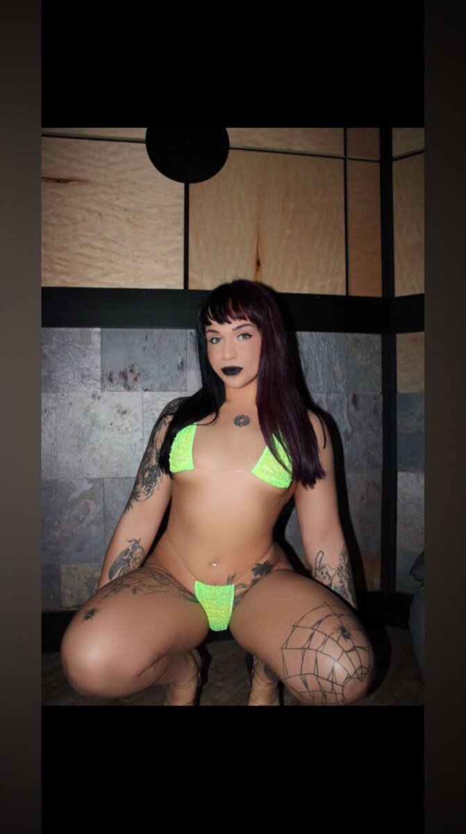 Teesbeesknees2 (@teesbeesknees.2), OnlyFans creator