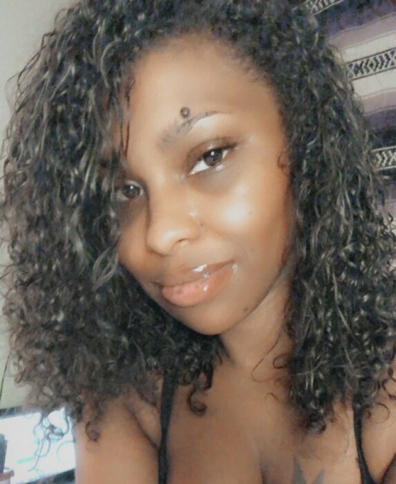 Teeziefbaby90 (@teeziefbaby90), OnlyFans creator