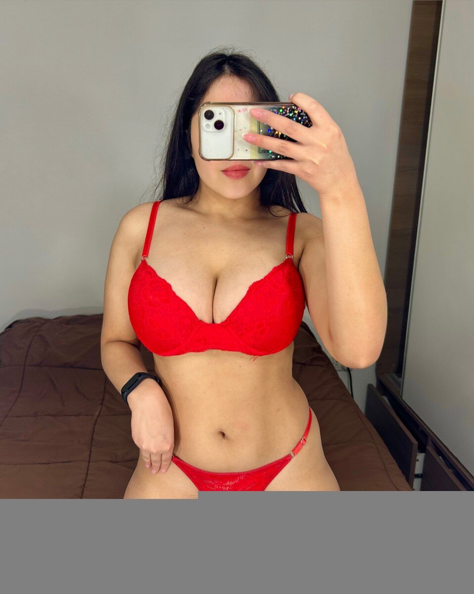 Tellmebitch (@tellmebitch), OnlyFans creator