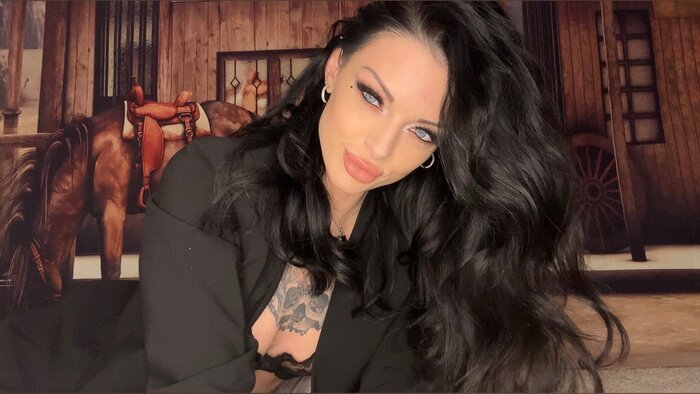 Terawinters (@terawinters), OnlyFans creator