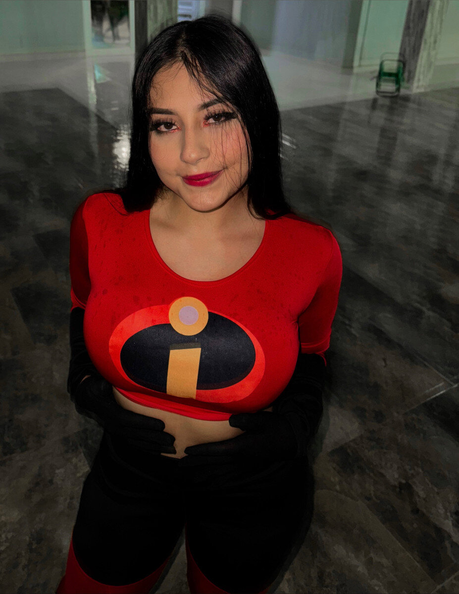Thaliarestrepo (@thaliarestrepo), OnlyFans creator