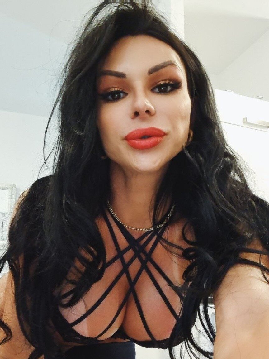 Thalyacyclone (@thalyacyclone), OnlyFans creator