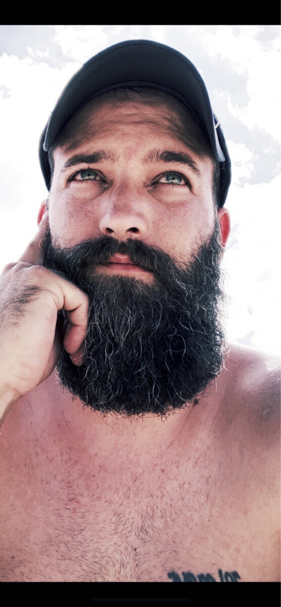 Thatbipineappleguy (@that_bi_pineappleguy), OnlyFans creator
