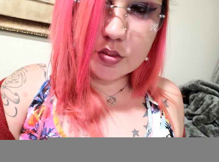 Thatgirlhero (@that_girl_hero), OnlyFans creator