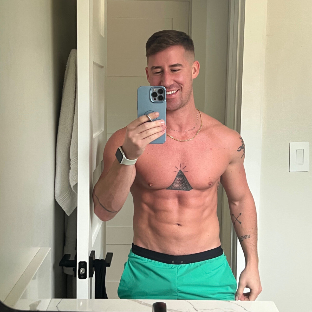 Thatboyisonfire (@thatboyisonfire), OnlyFans creator