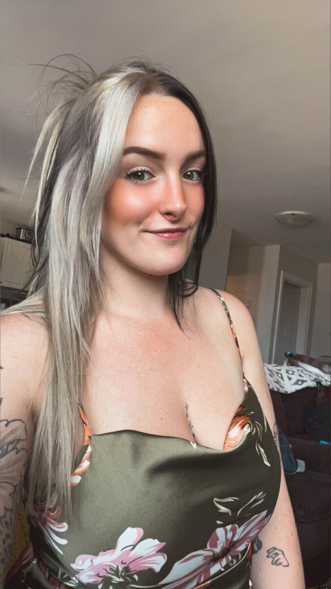 Thatgirlfromhighsch00l (@thatgirlfromhighsch00l), OnlyFans creator