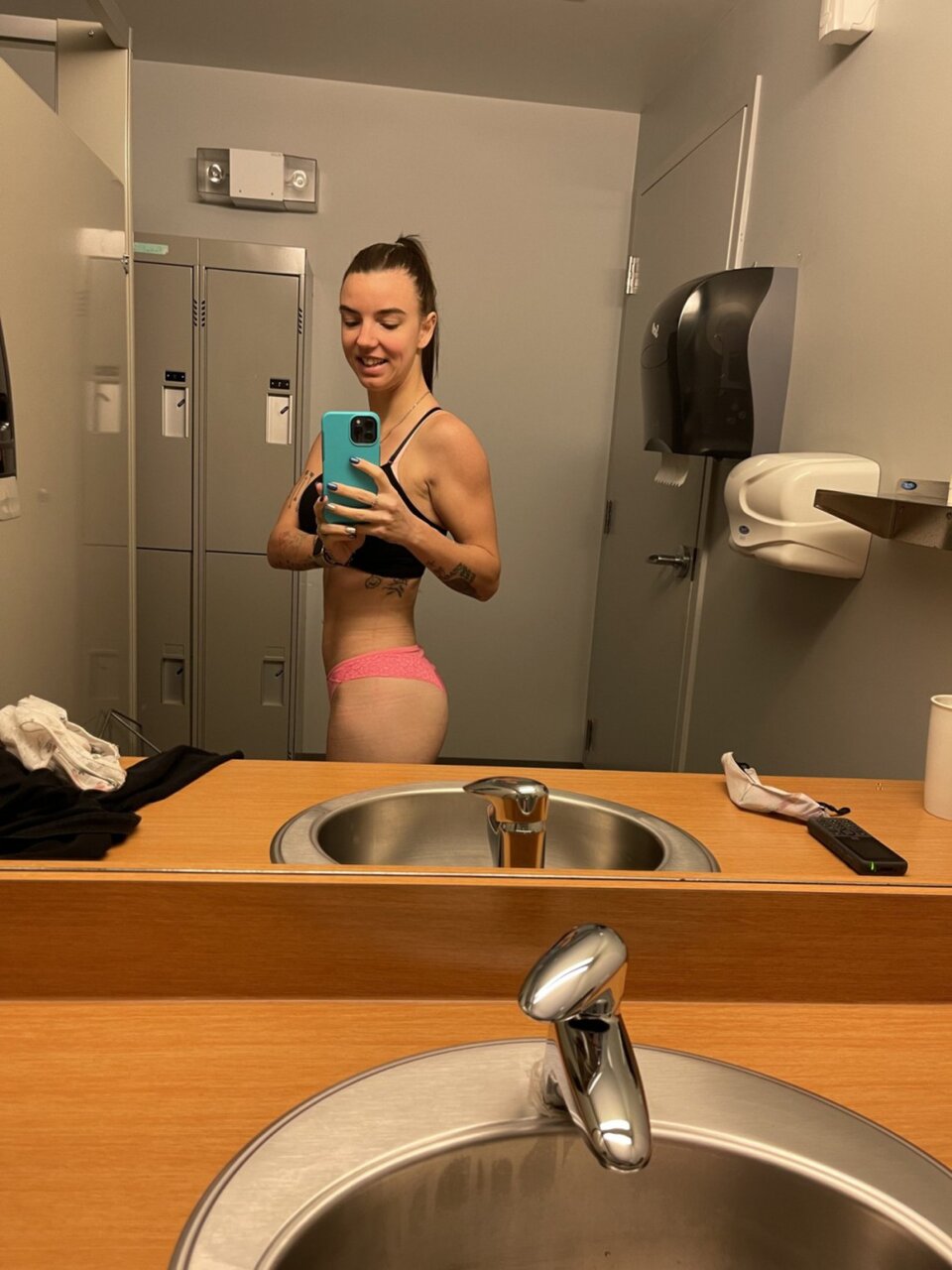 Thatlittlebrunette (@thatlittlebrunette), OnlyFans creator