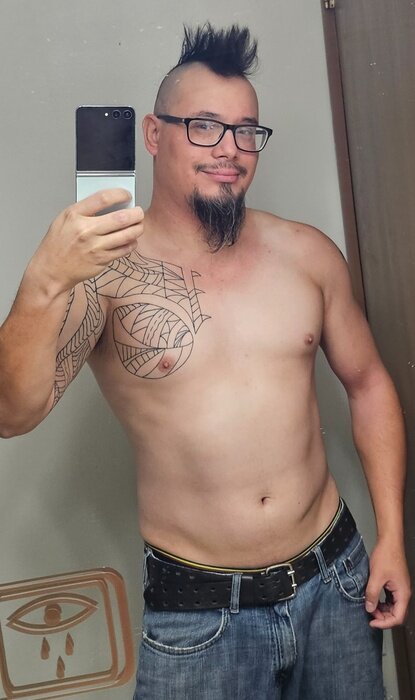 Thatsright87 (@thatsright87), OnlyFans creator