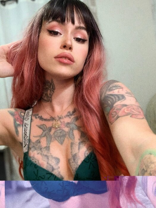 Thays (@thayscastrovip), OnlyFans creator