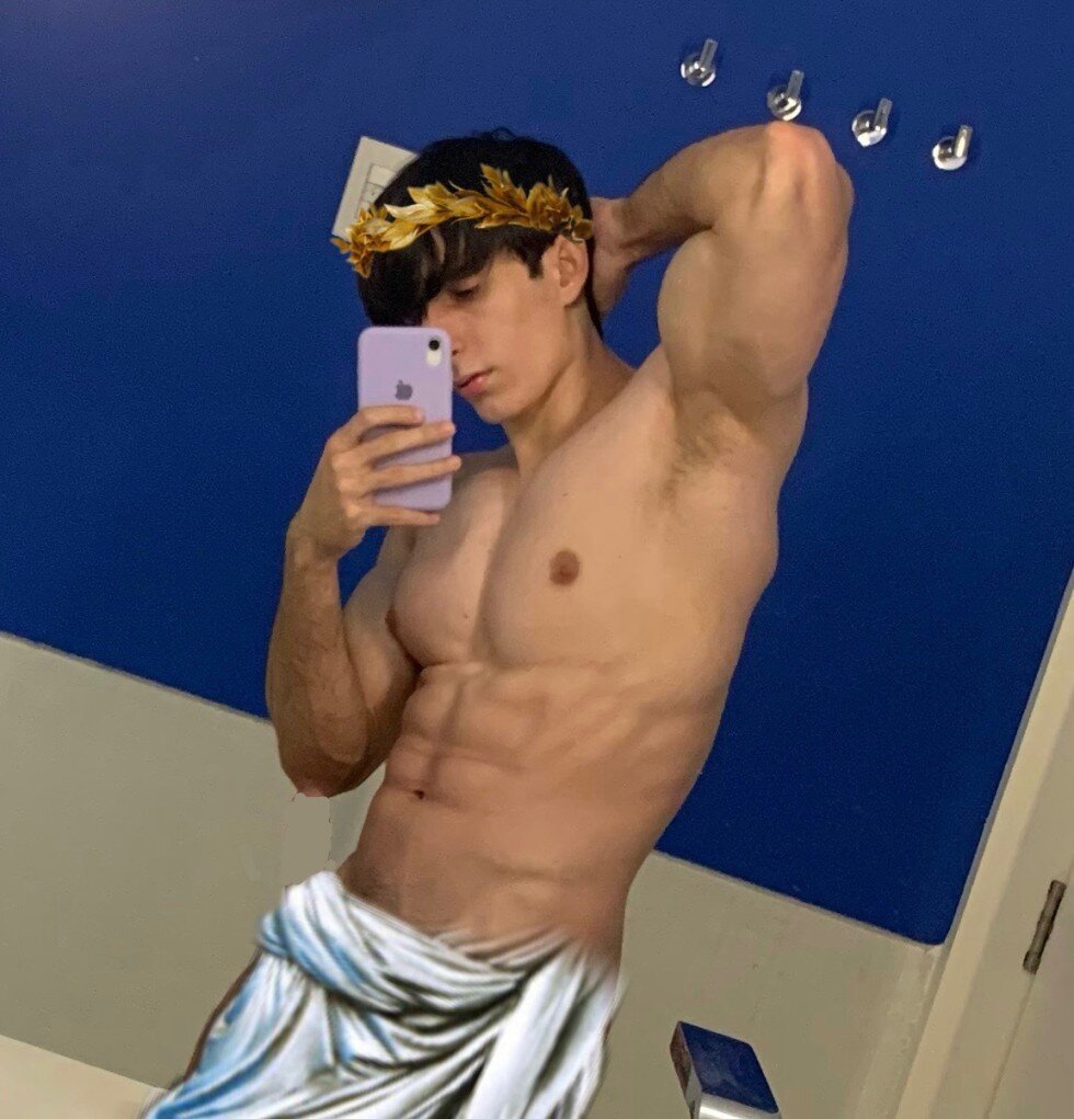 Themusclegod (@the.muscle.god), OnlyFans creator