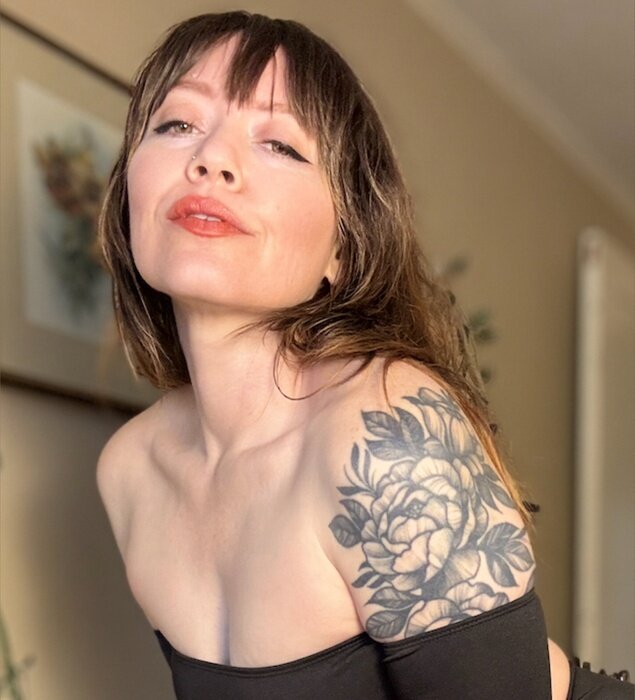 Thealexxxbishop (@thealexxxbishop), OnlyFans creator