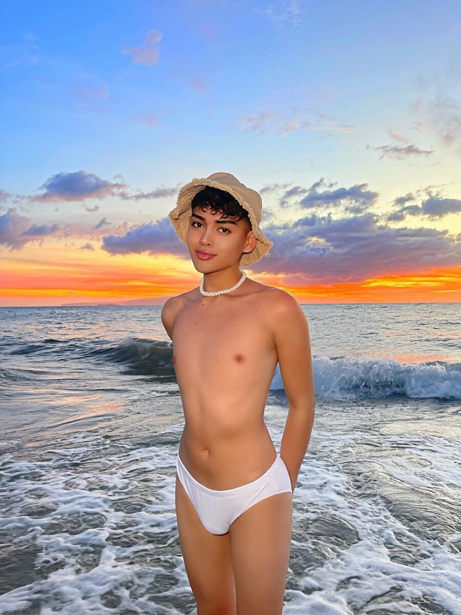 Thebarbietwink (@thebarbietwink), OnlyFans creator