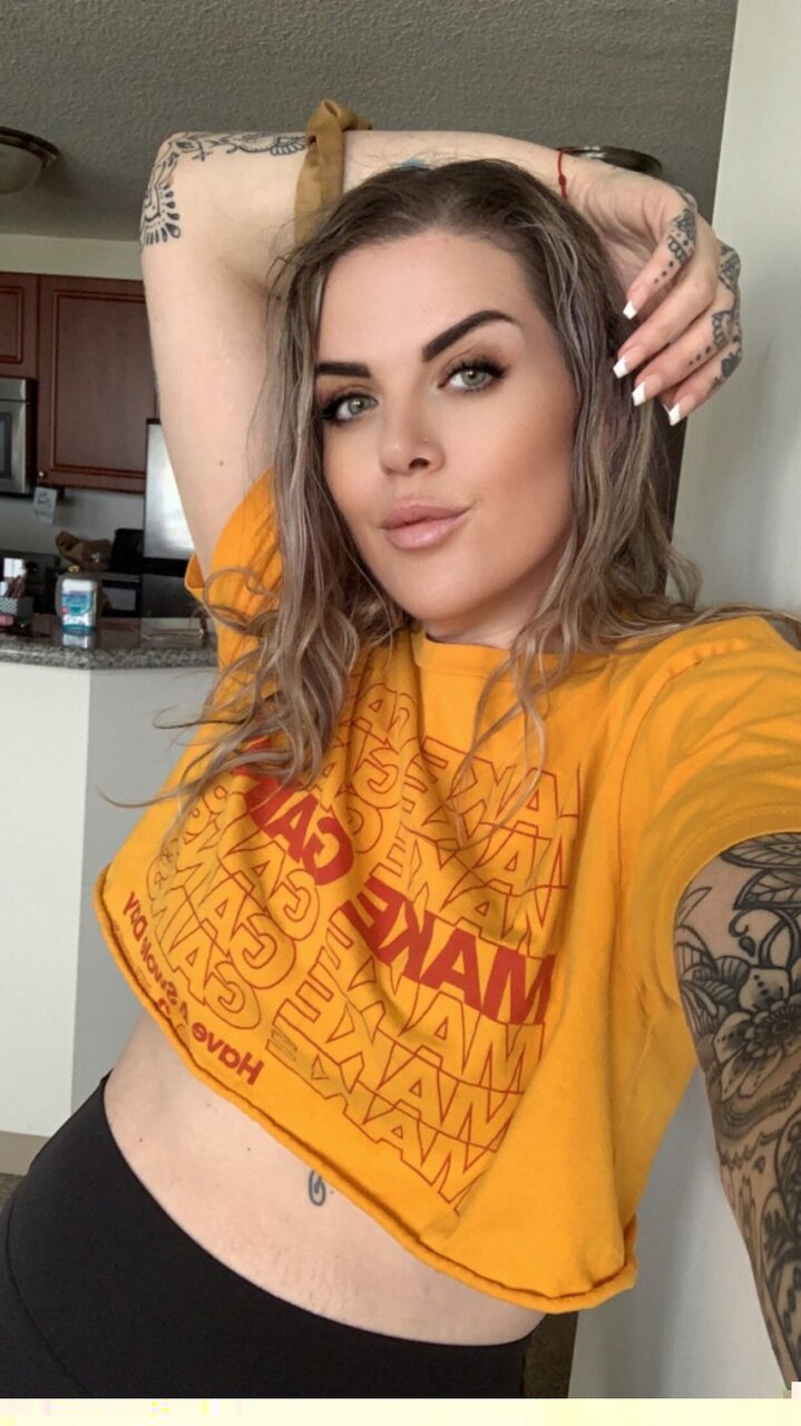 Thebedr00mbully (@thebedr00mbully), OnlyFans creator