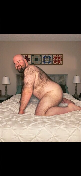 Thebighairyguy2 (@thebighairyguy2), OnlyFans creator