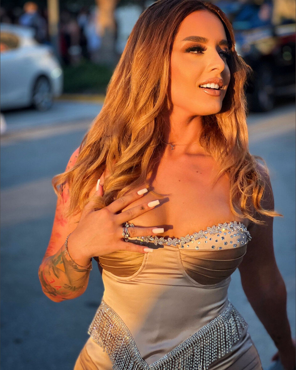Thecargirl930 (@thecargirl930), OnlyFans creator