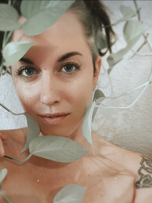 Thecolorblue (@thecolorblue), OnlyFans creator