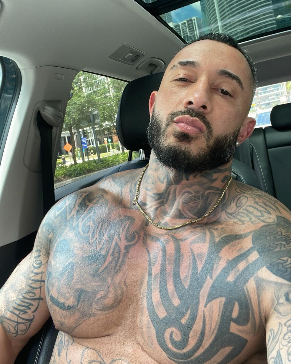 Thedroshow (@thedroshow), OnlyFans creator