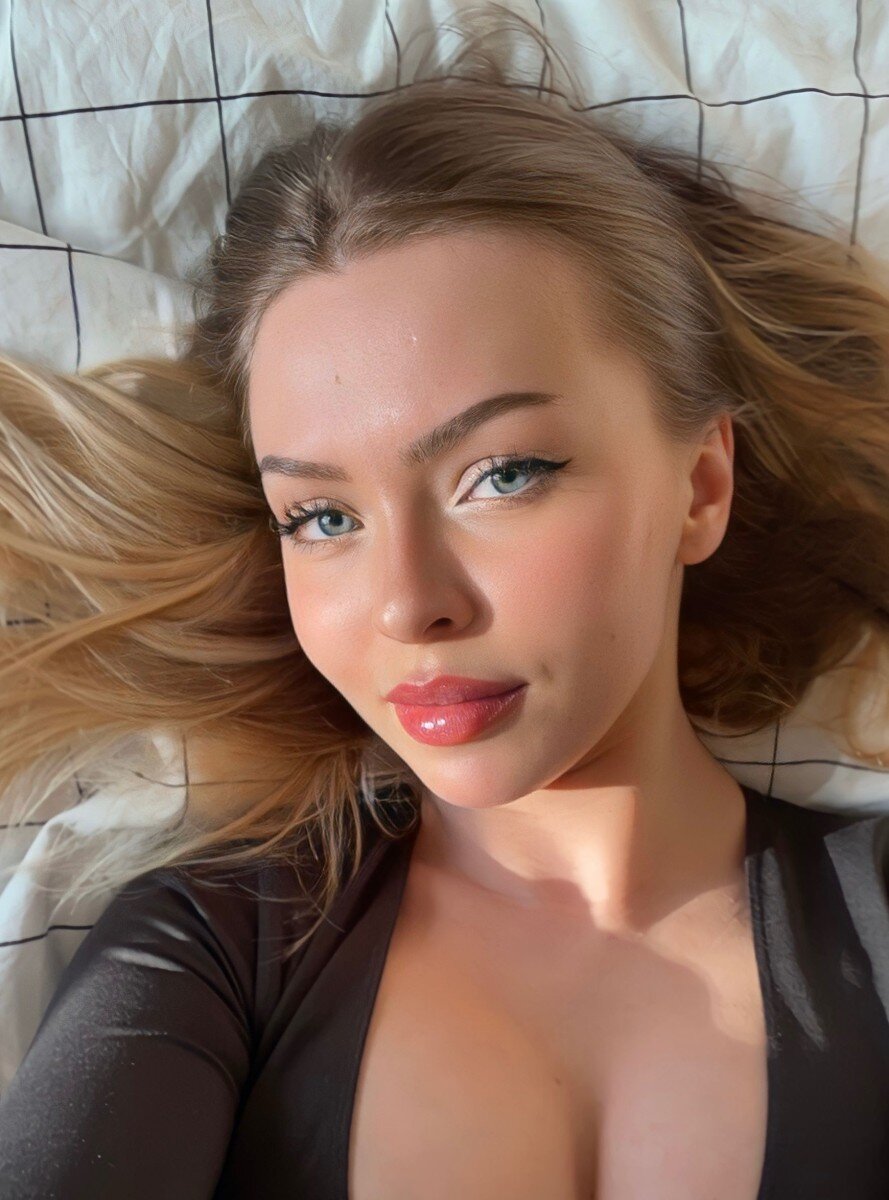 Lisa (@theelisevans), OnlyFans creator