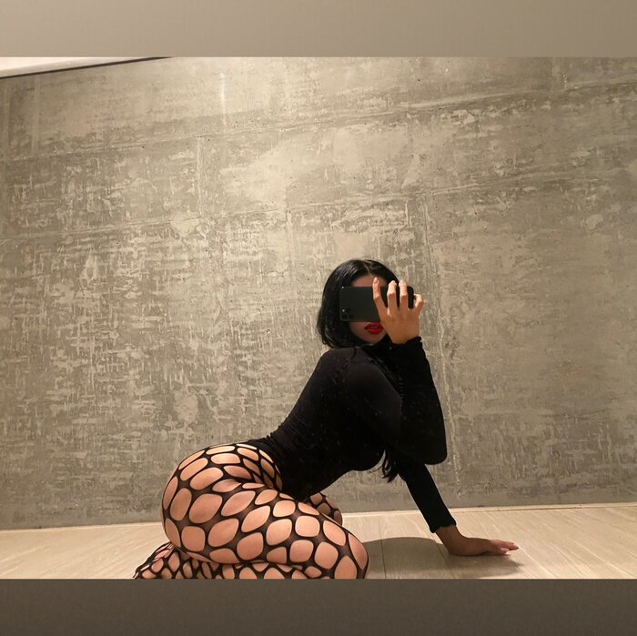 Theeonlyaurora (@theeonlyaurora), OnlyFans creator