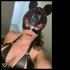 Theesmasshley (@theesmasshley), OnlyFans creator