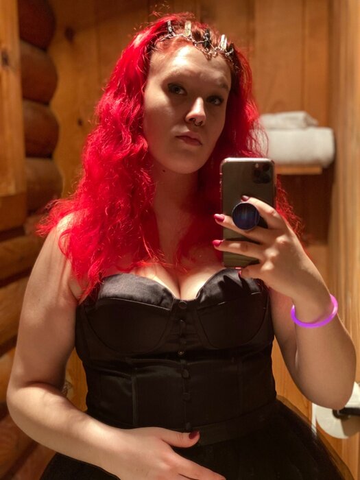 Thefoxnamedkitty (@thefoxnamedkitty), OnlyFans creator